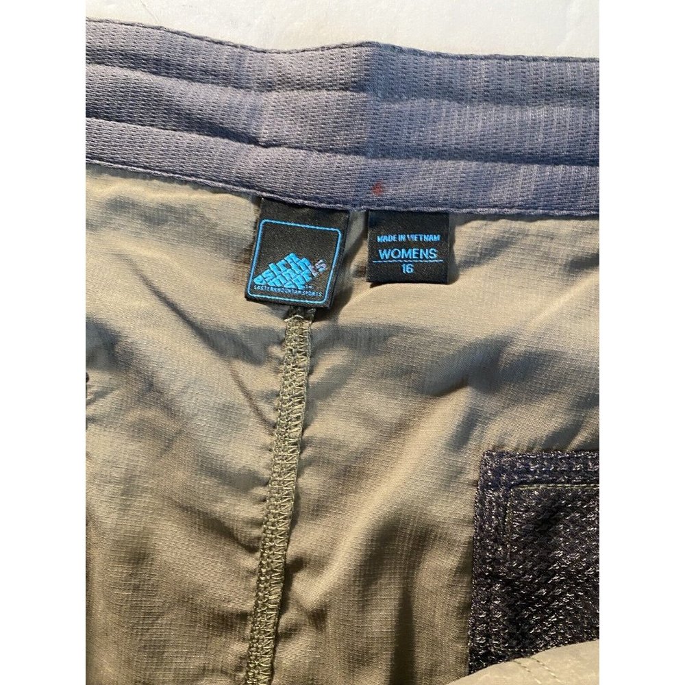 Eastern Mountain Sports Women’s Skirt Size16 Olive Green Pocket Golf Hike Nylon - Picture 4 of 9